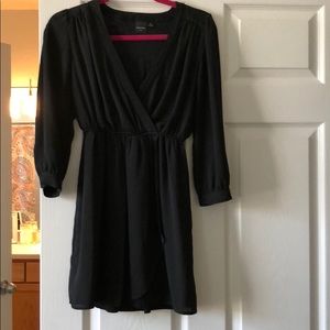 CLASSIC SHORT BLACK DRESS